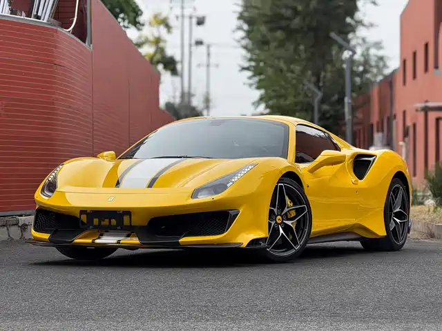 FERRARI  488 2019