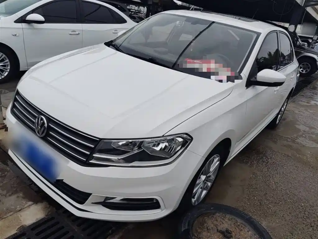 Купить Volkswagen Santana