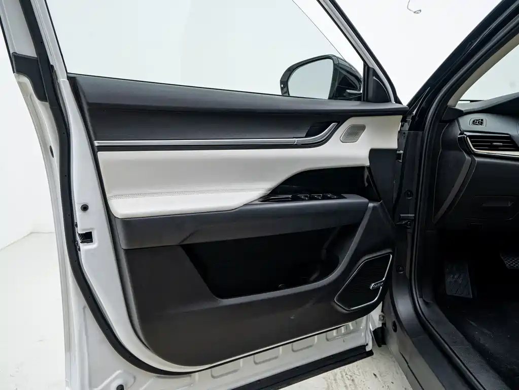 Chery New Energy Shuxiangjia — миниатюра 11