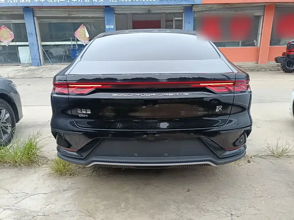 BYD Han — миниатюра 6