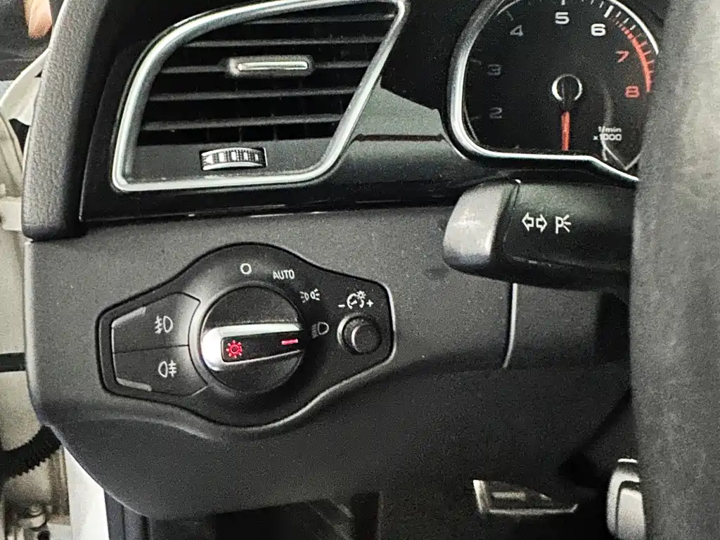 Audi A5 (Import) — миниатюра 8