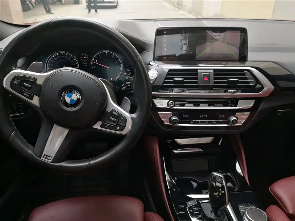 BMW X4 2020 xDrive25i M