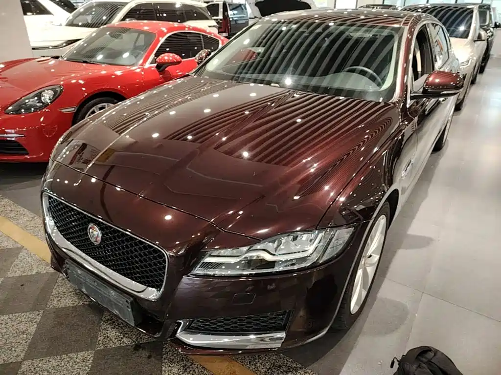 Jaguar XFL — миниатюра 2