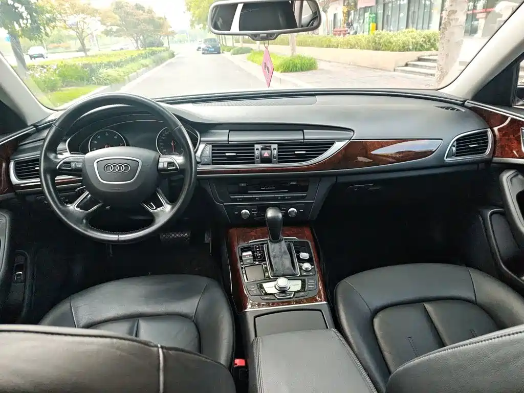Audi A6L — миниатюра 13