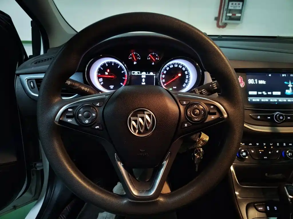 Buick Verano — миниатюра 6