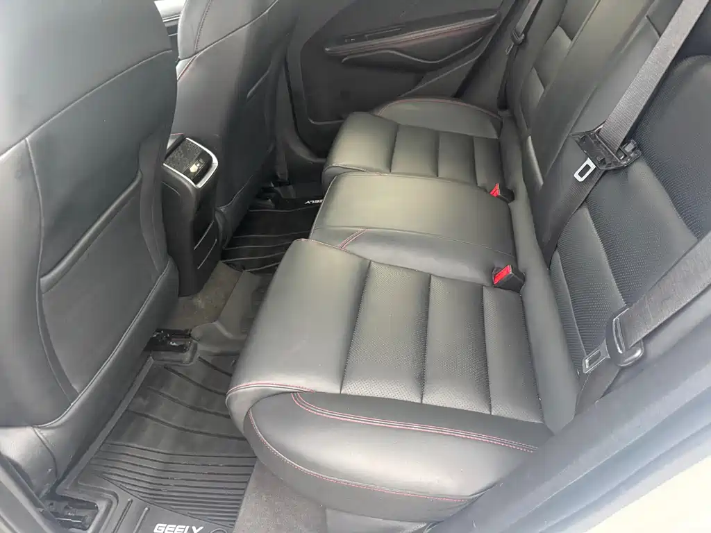 Geely Binrui — миниатюра 5