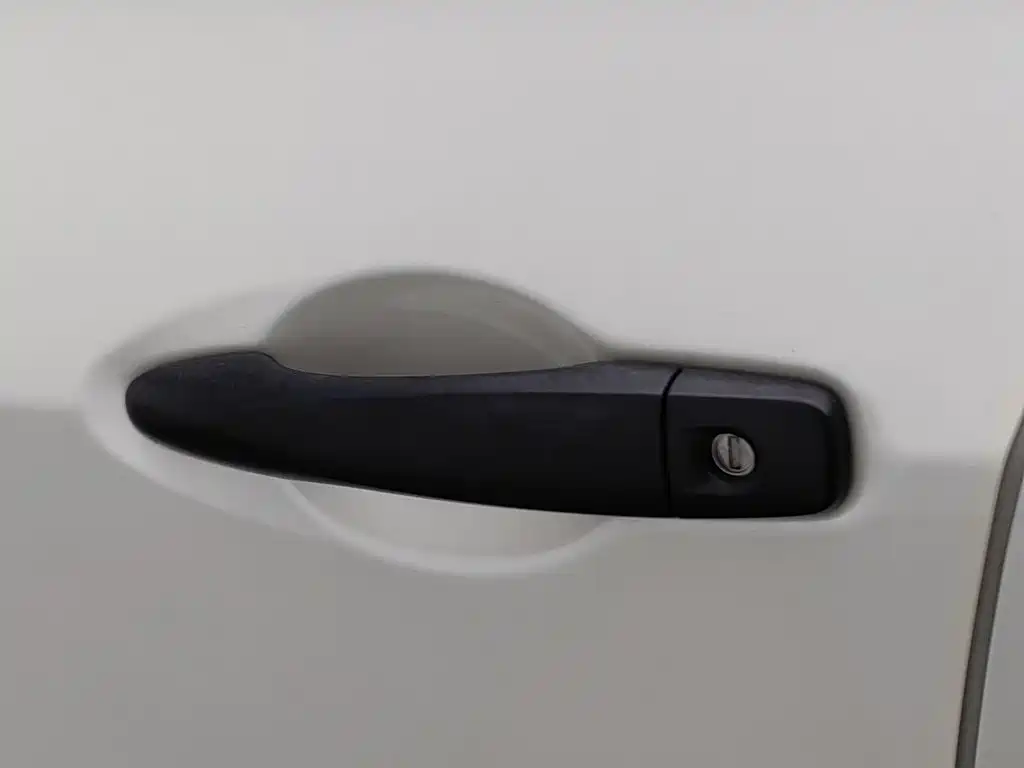 Nissan Kicks — миниатюра 18