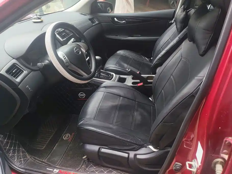 Nissan Tiida — миниатюра 9