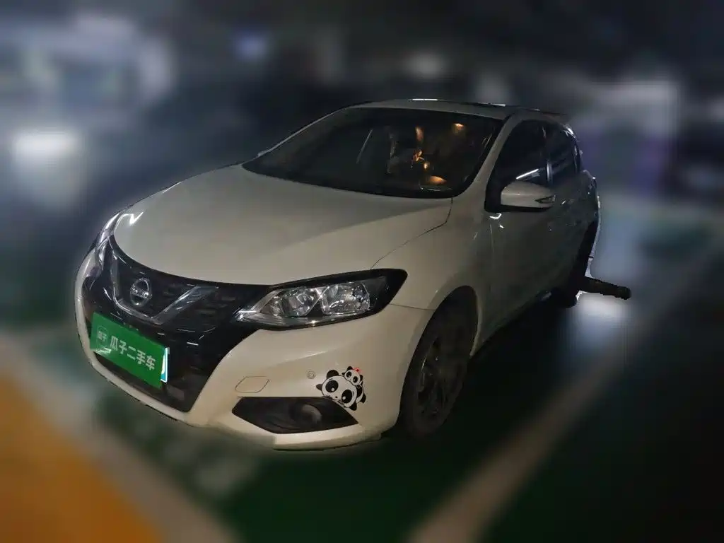 Nissan Tiida — миниатюра 2