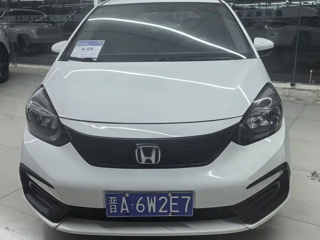 Honda Fit — миниатюра 7