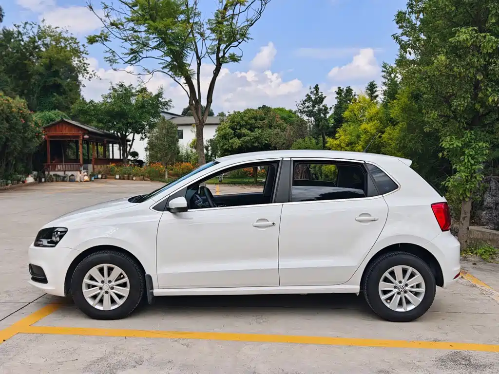 Volkswagen Polo — миниатюра 8