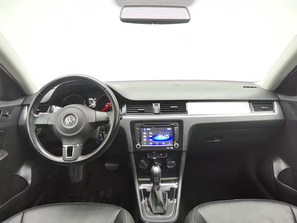 Volkswagen Bora — миниатюра 5