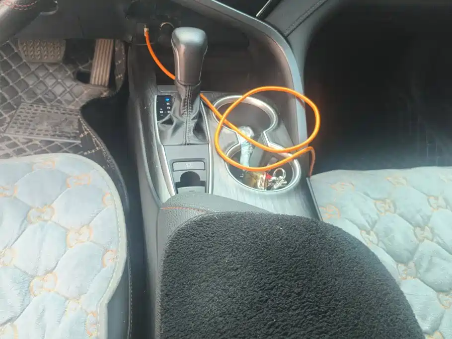 Toyota Camry — миниатюра 16