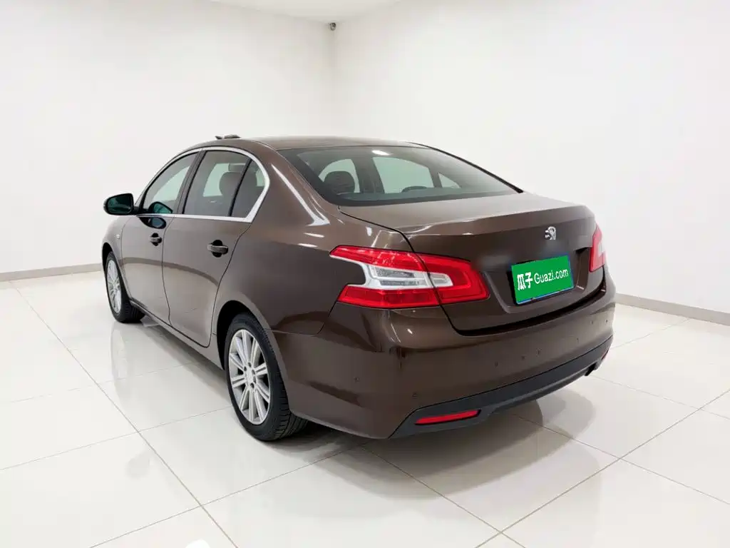Peugeot 408 — миниатюра 4