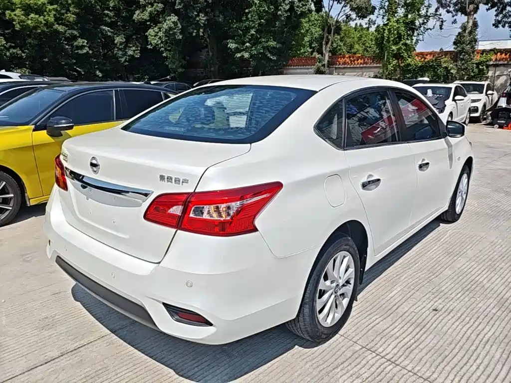 Nissan Sylphy — миниатюра 5