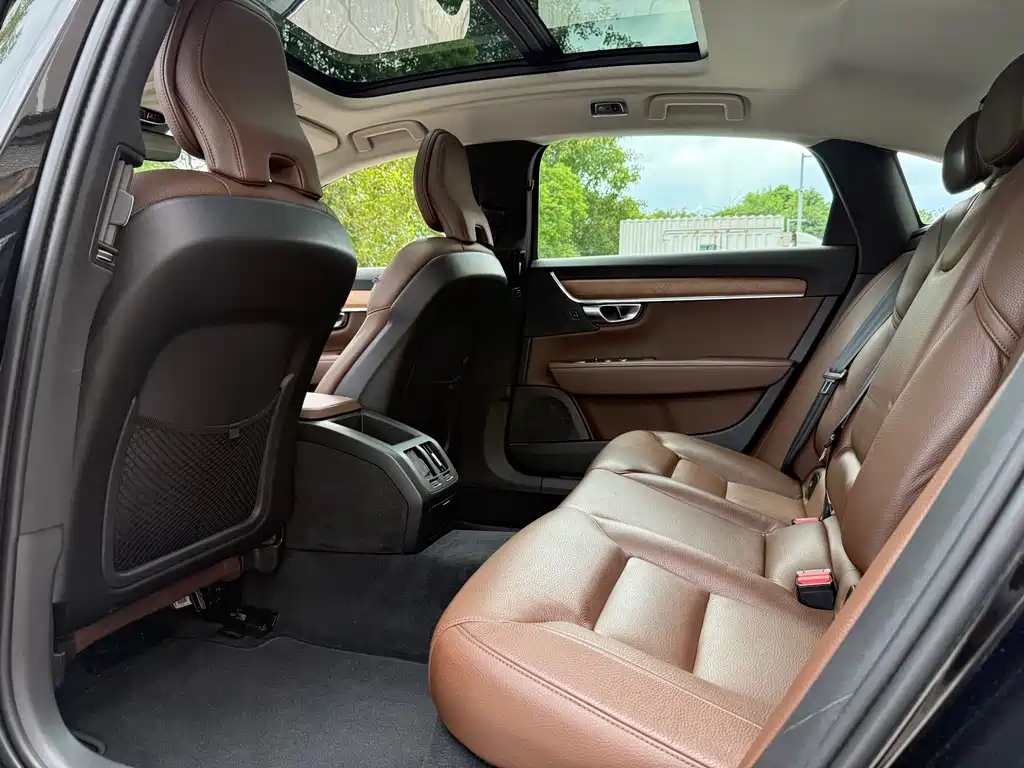 Volvo S90 2020 T5 Luxury