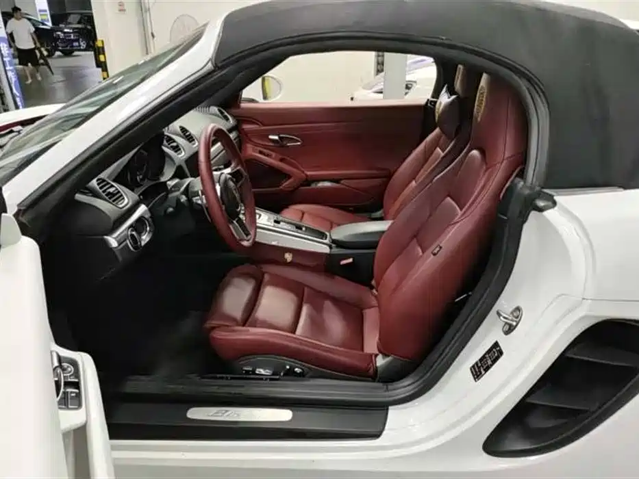 Porsche 718 2016 Boxster 2.0T