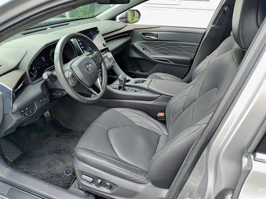 Toyota Avalon 2019 2.5L Touring Luxury VI