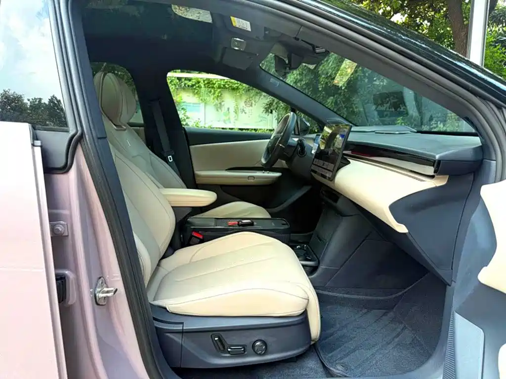 Lynk & Co Z20 — миниатюра 8