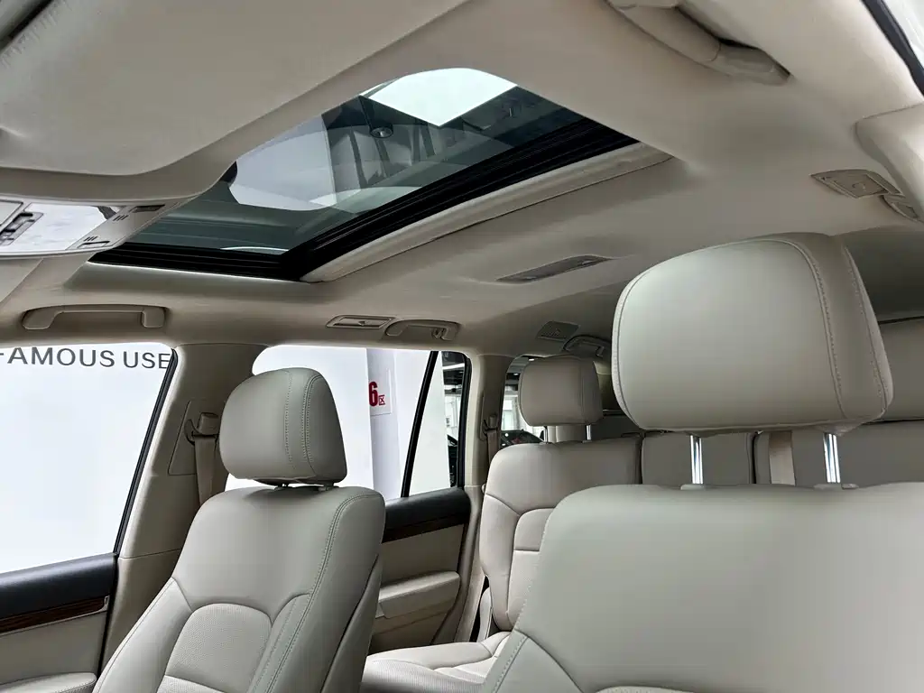 Toyota Land Cruiser 2019 5.7L