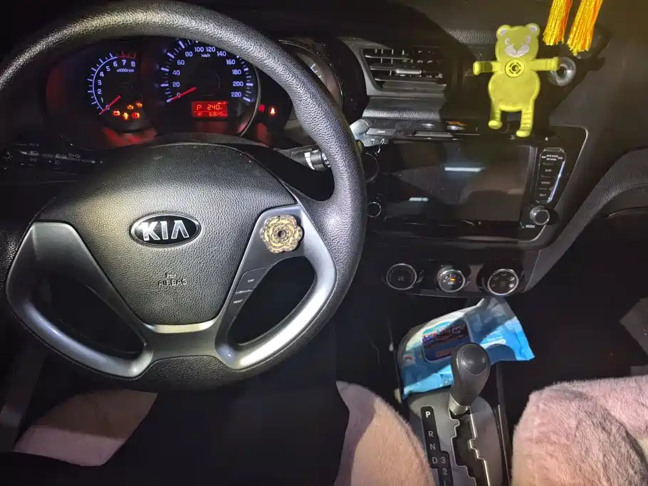 Kia K2 — миниатюра 12