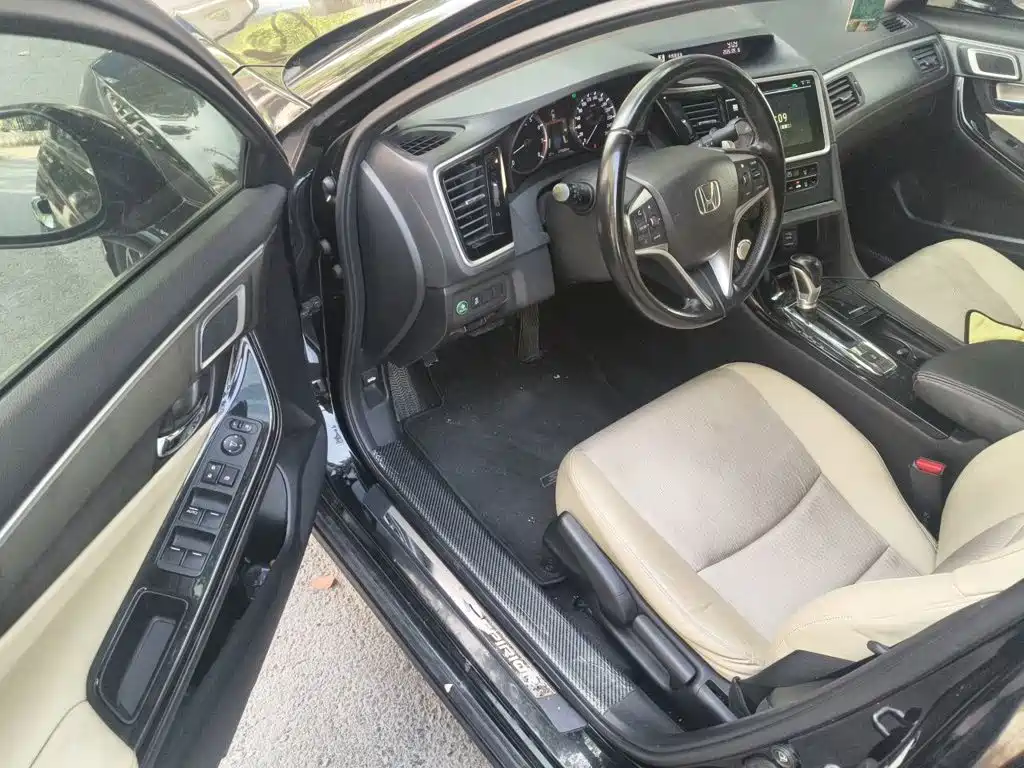 Honda Spirior — миниатюра 12