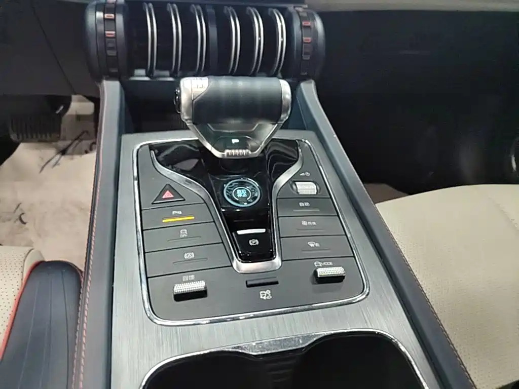 BYD Yuan Plus — миниатюра 14
