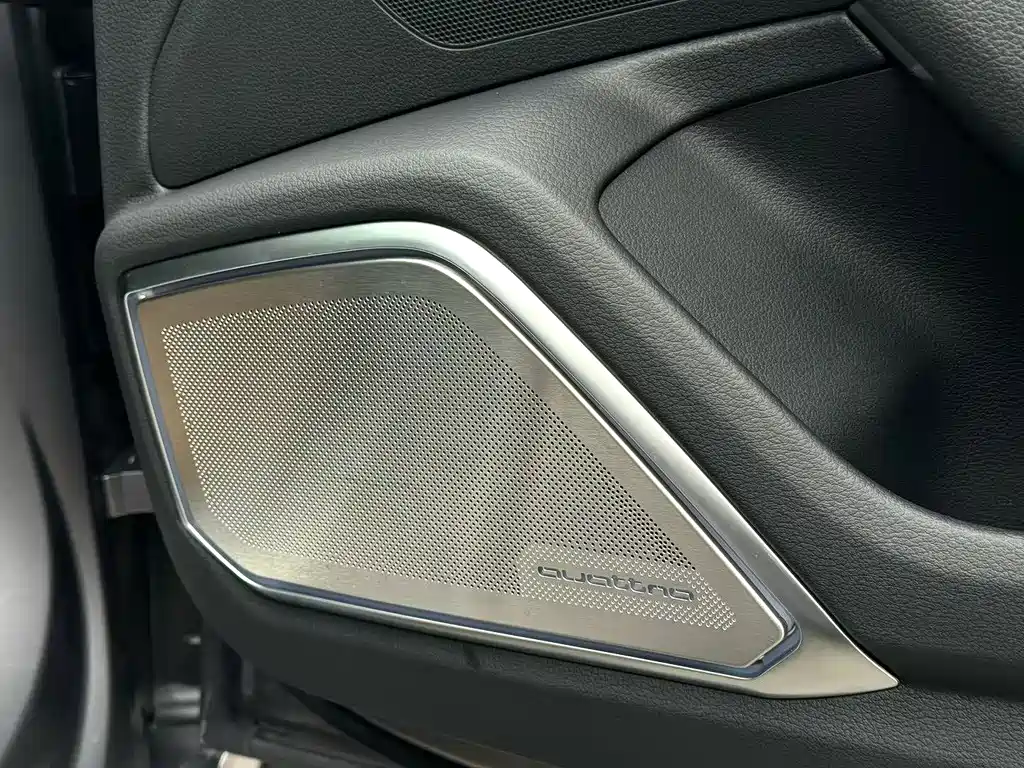 Audi A7L 2024 45TFSI quattro S-line