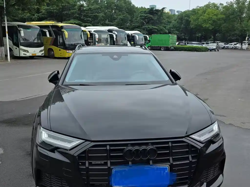 Audi A6 2023 allroad quattro 55 TFSI Premium
