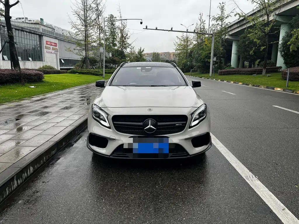 Mercedes-Benz GLA AMG — миниатюра 3