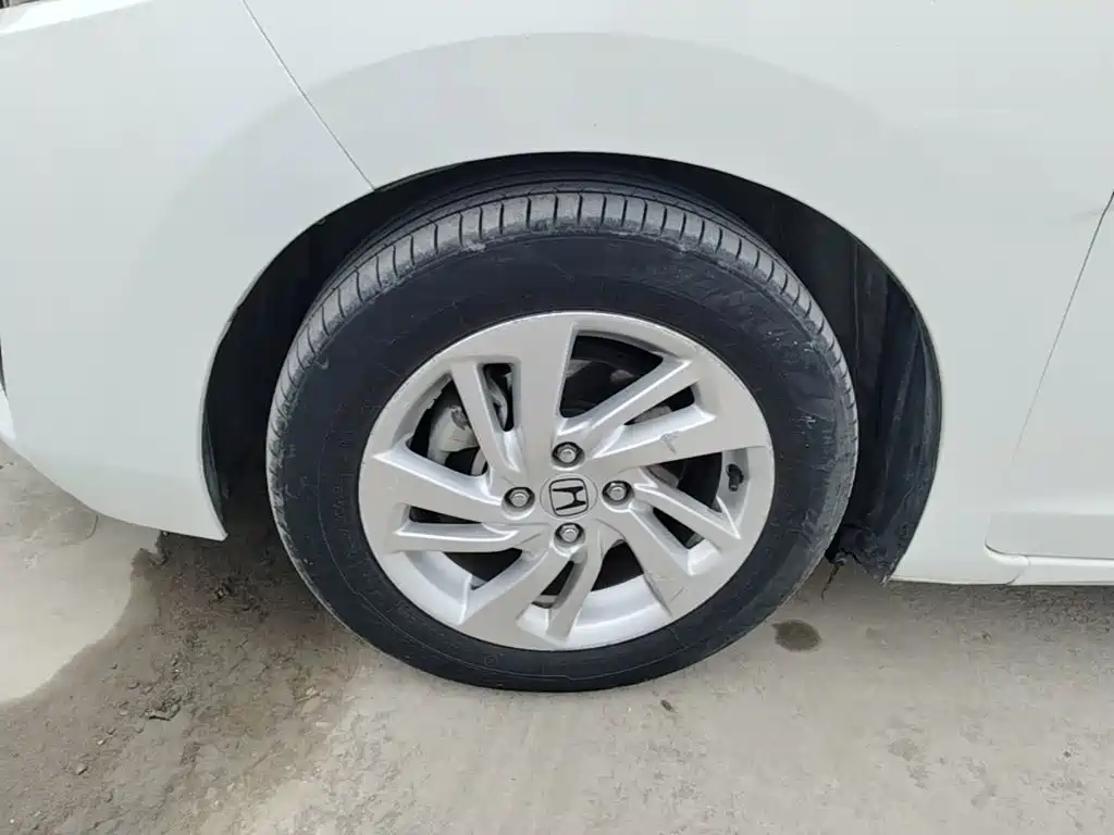 Honda Fit — миниатюра 23