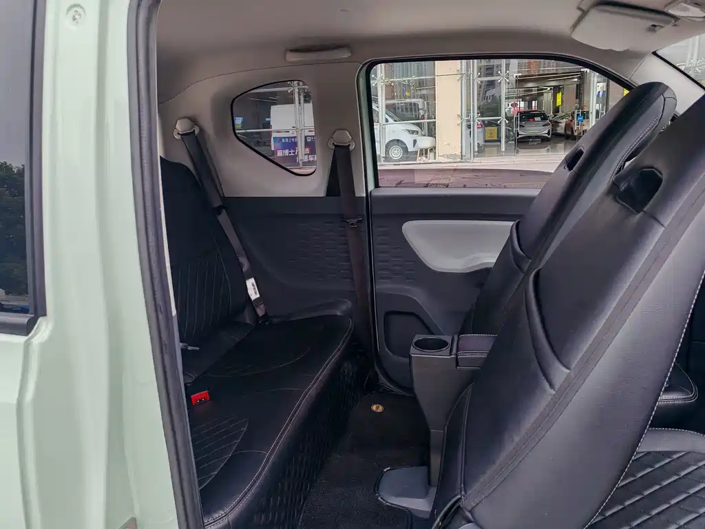 Wuling MINIEV — миниатюра 12