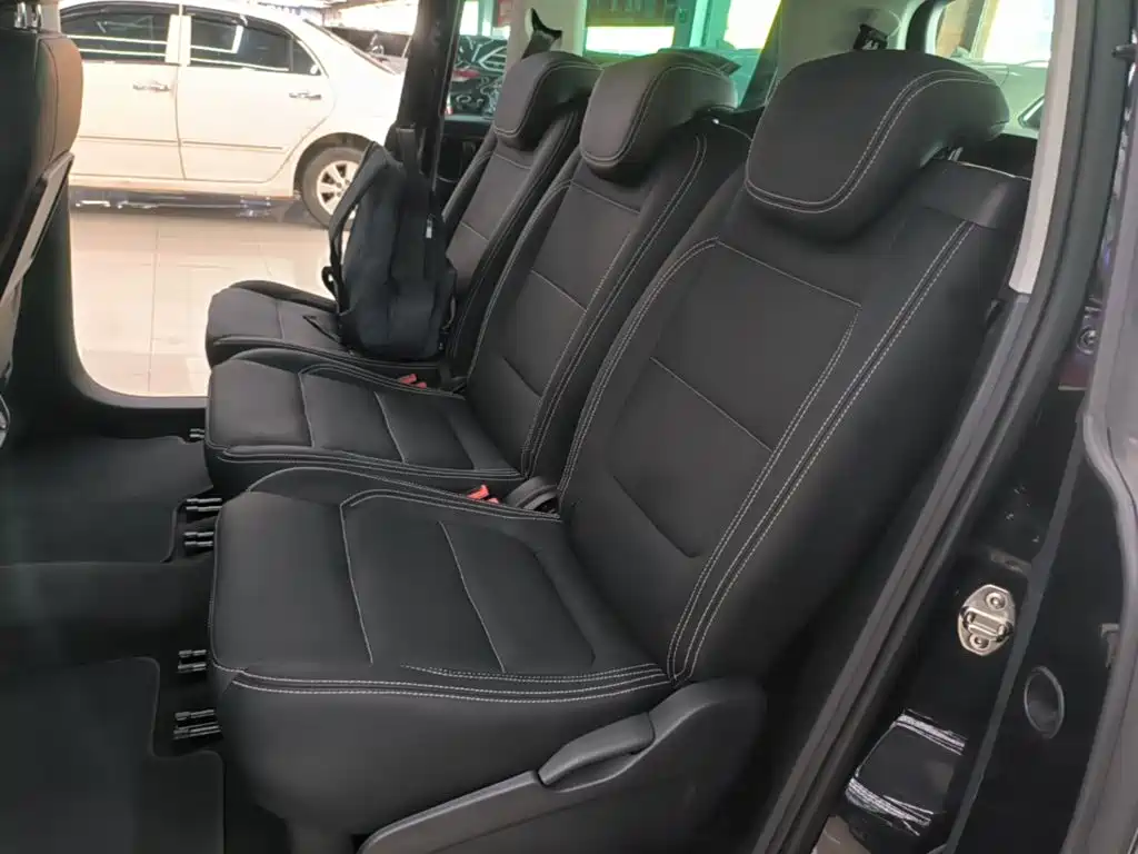 Volkswagen Sharan — миниатюра 17