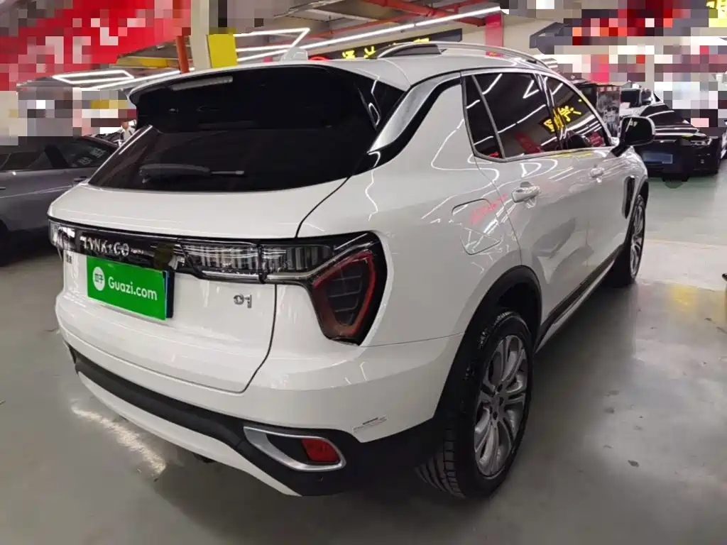 Lynk & Co 01 — миниатюра 7