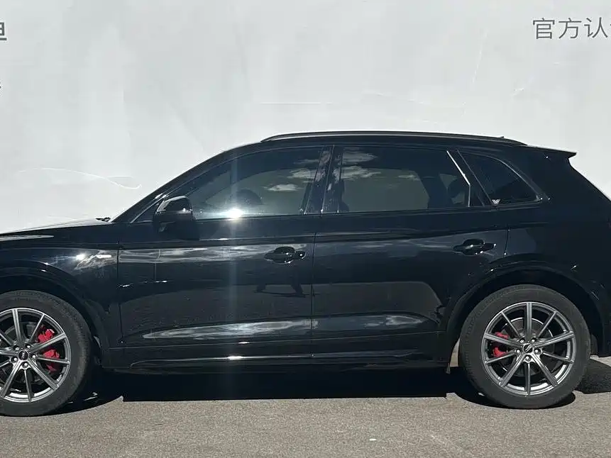 Audi Q5L — миниатюра 2