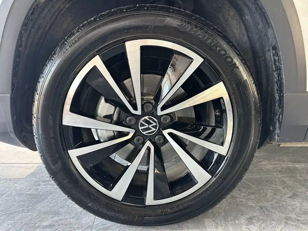 Volkswagen Tharu — миниатюра 16