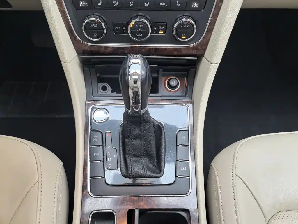 Volkswagen Passat — миниатюра 13