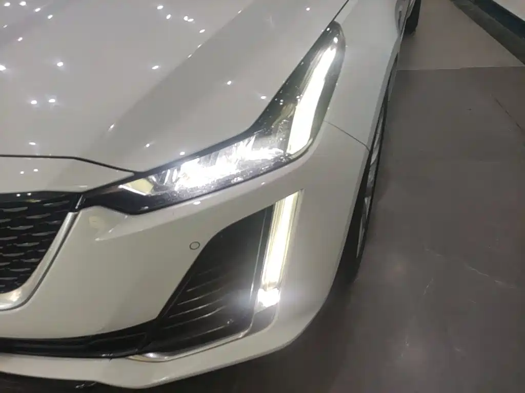 Cadillac CT5 — миниатюра 24