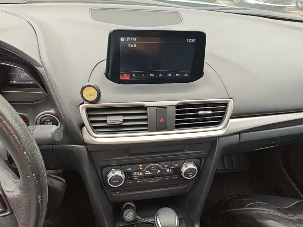 Mazda 3 Axela — миниатюра 13
