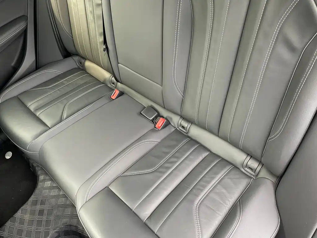 Audi Q5L — миниатюра 8