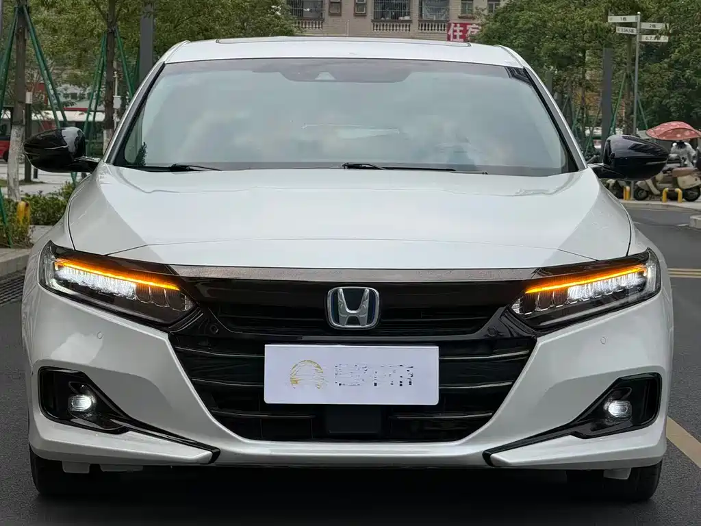 Honda Accord — миниатюра 2