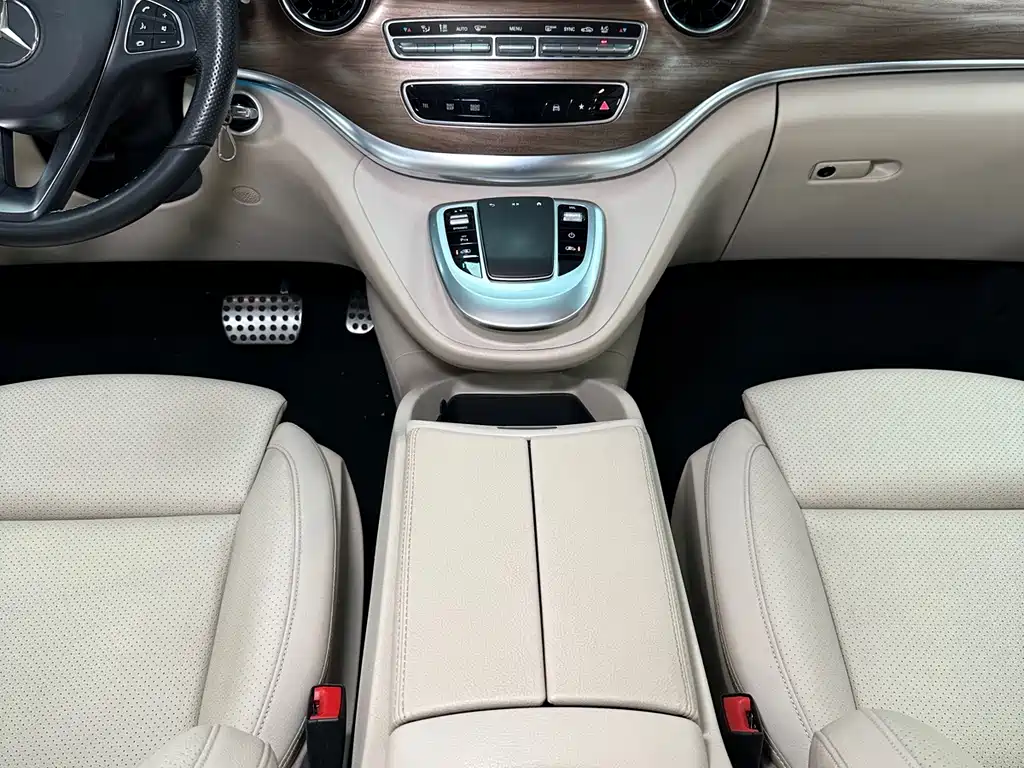 Mercedes-Benz V-Class — миниатюра 22