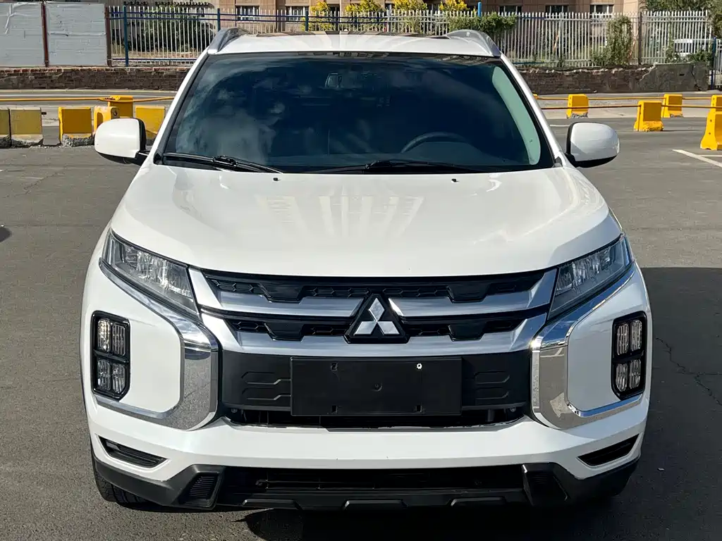 Mitsubishi ASX — миниатюра 2
