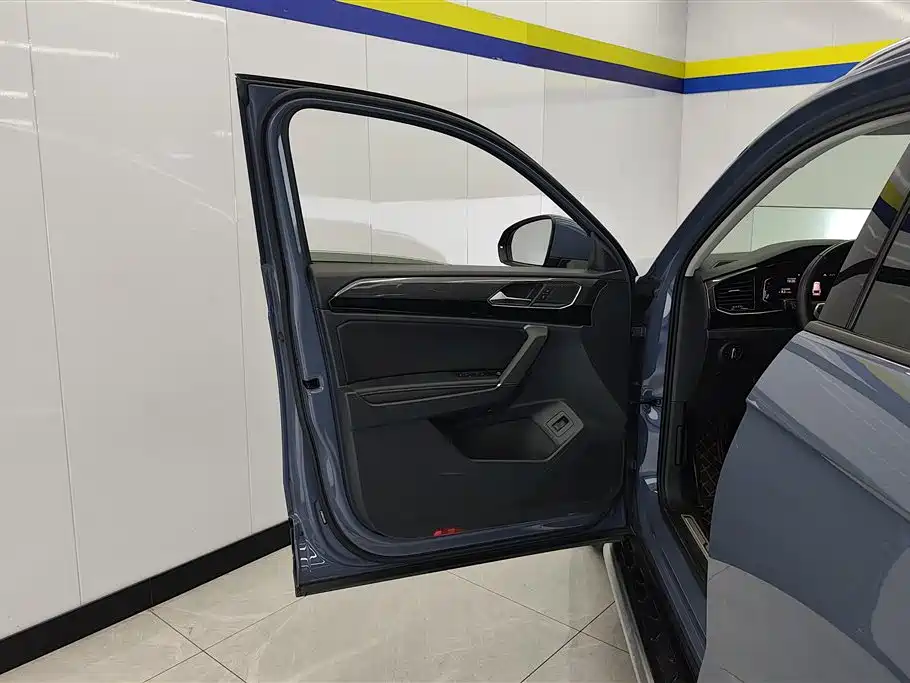Volkswagen TayronX X 2020 330TSI Luxury Smart Connect