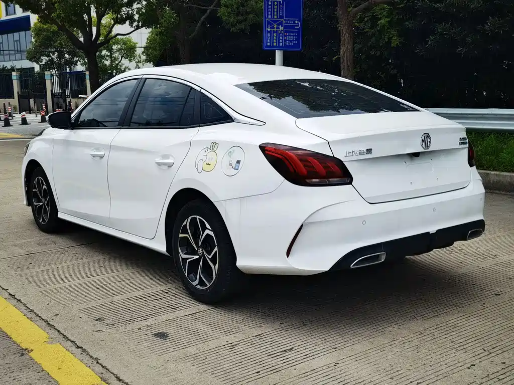 MG MG5 — миниатюра 14