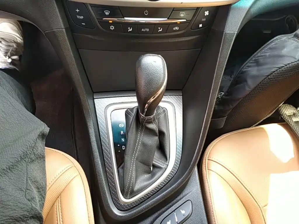 Buick Excelle — миниатюра 14