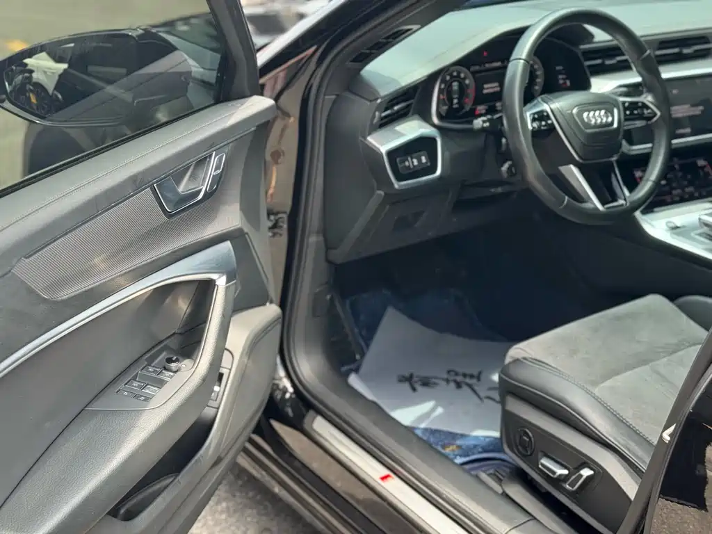 Audi A6L 2024 45 TFSI quattro