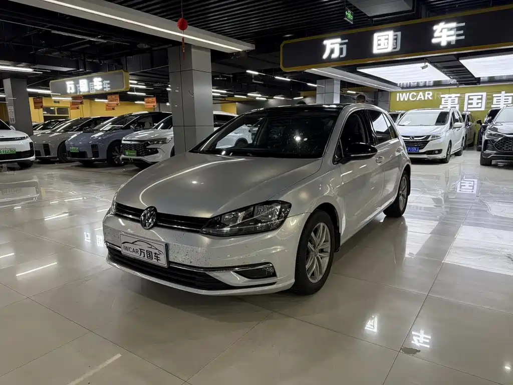 Volkswagen Golf 2018 230TSI AT Comfort