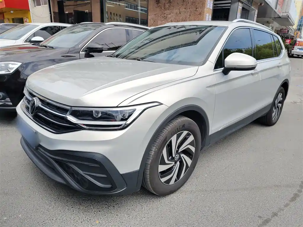 Volkswagen Tiguan L 2025