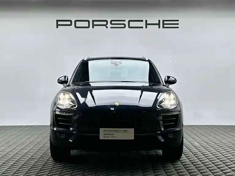Porsche Macan — миниатюра 2